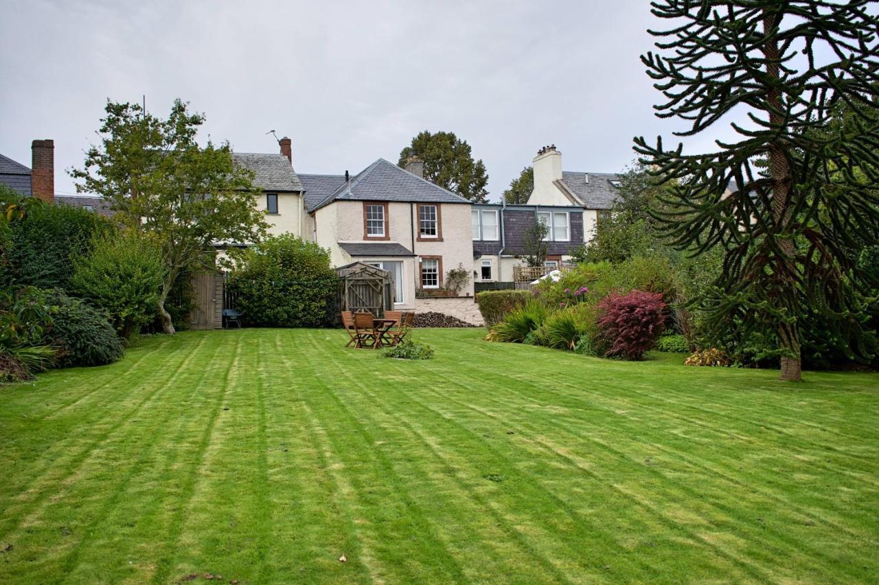 Violet Cottage Jedburgh Extérieur photo