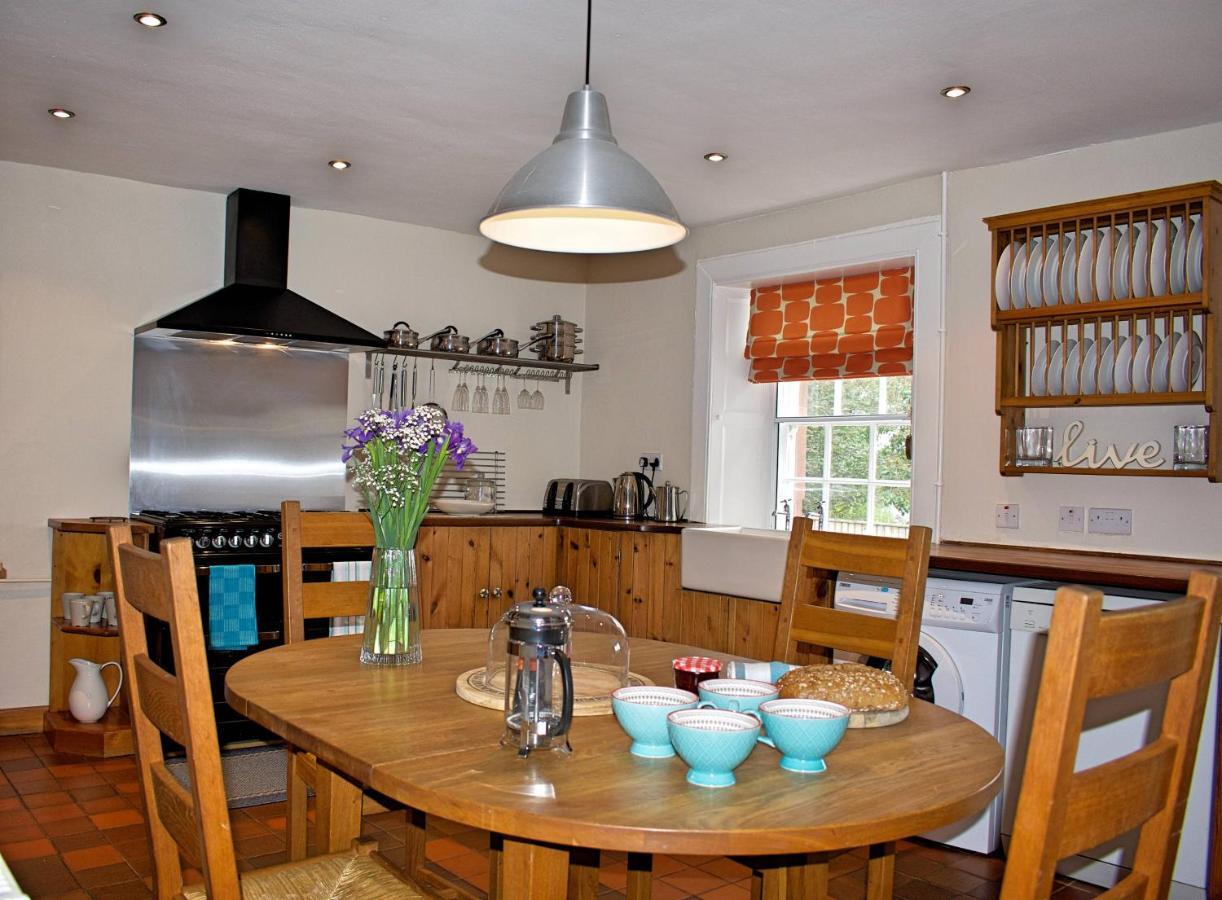 Violet Cottage Jedburgh Extérieur photo